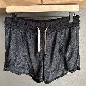 Vuori Women’s Grey Running Shorts M